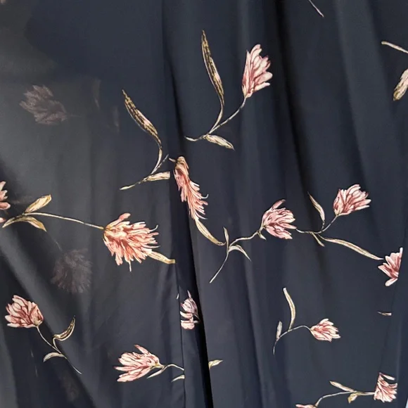 Lush Navy Maxi Dress with Pink Floral Print - Picture 10 of 11